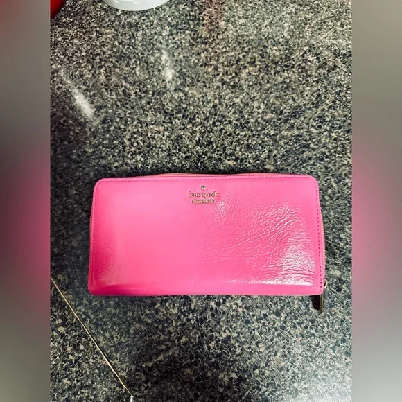 Kate Spade Pink Wallet - Picture 2 of 12